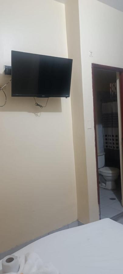 Morales Inn Тарапото Екстер'єр фото